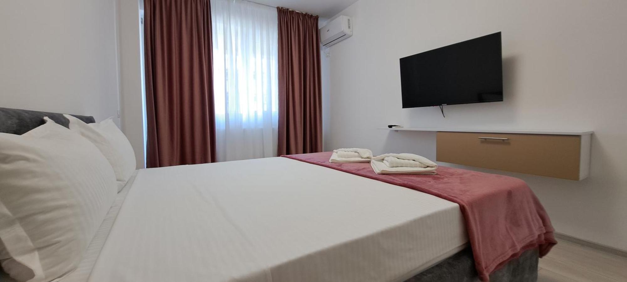 Relax Home Apartment Q Яш Екстериор снимка