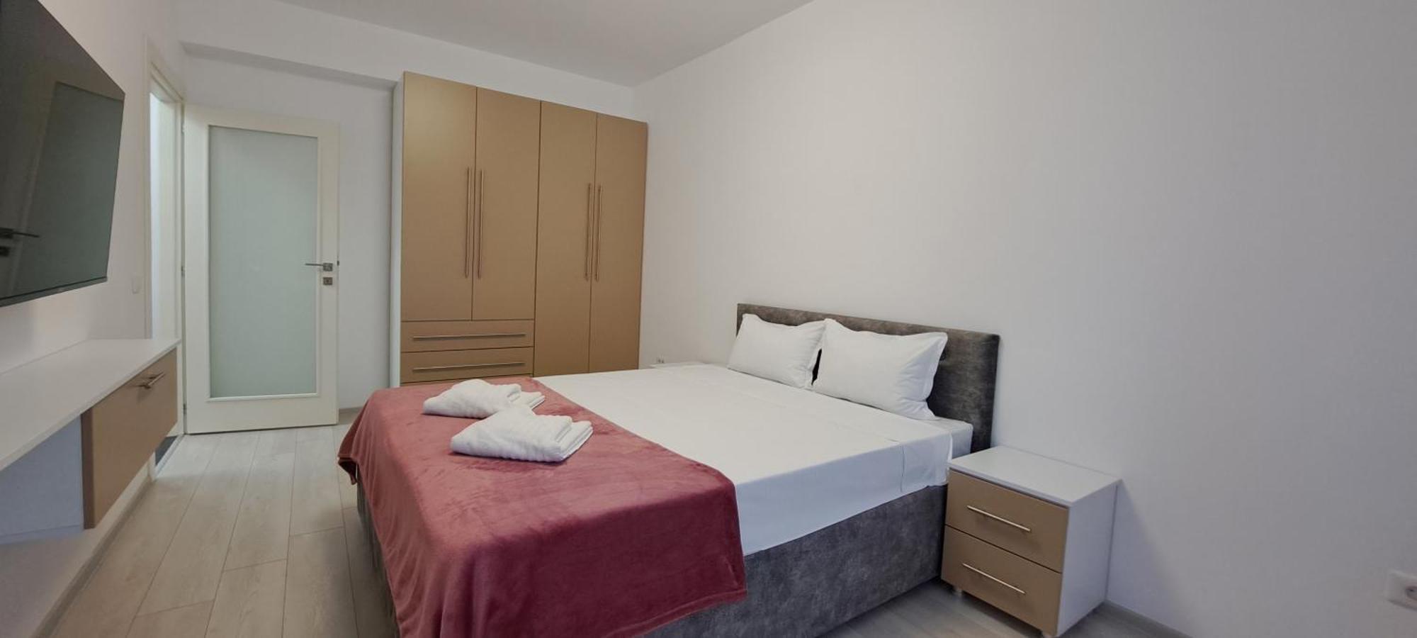Relax Home Apartment Q Яш Екстериор снимка