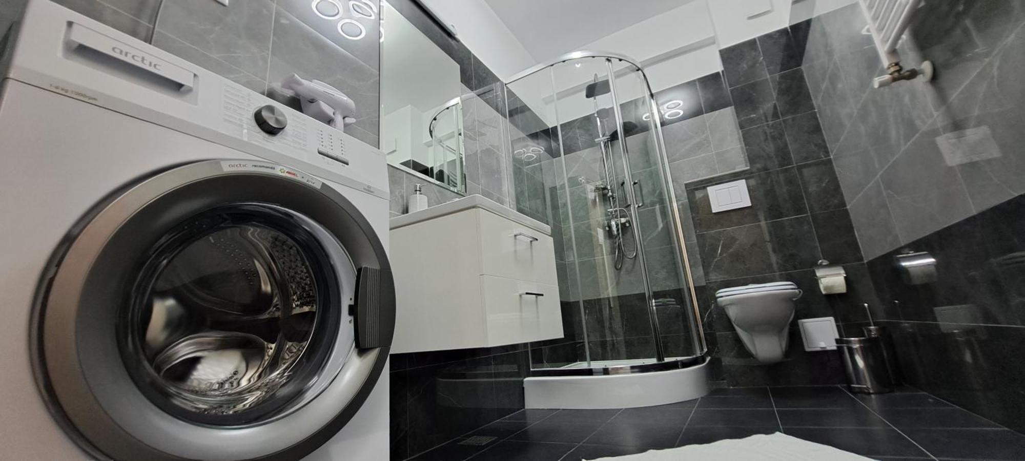 Relax Home Apartment Q Яш Екстериор снимка