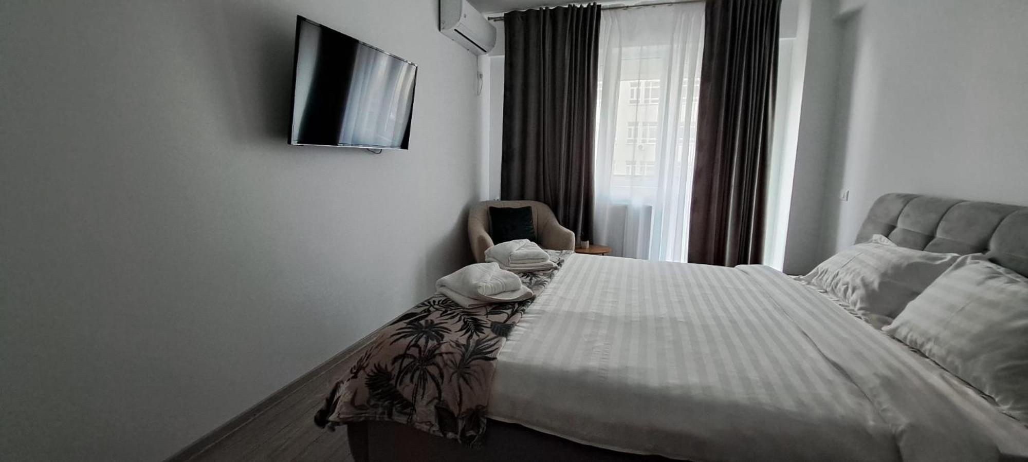 Relax Home Apartment Q Яш Екстериор снимка